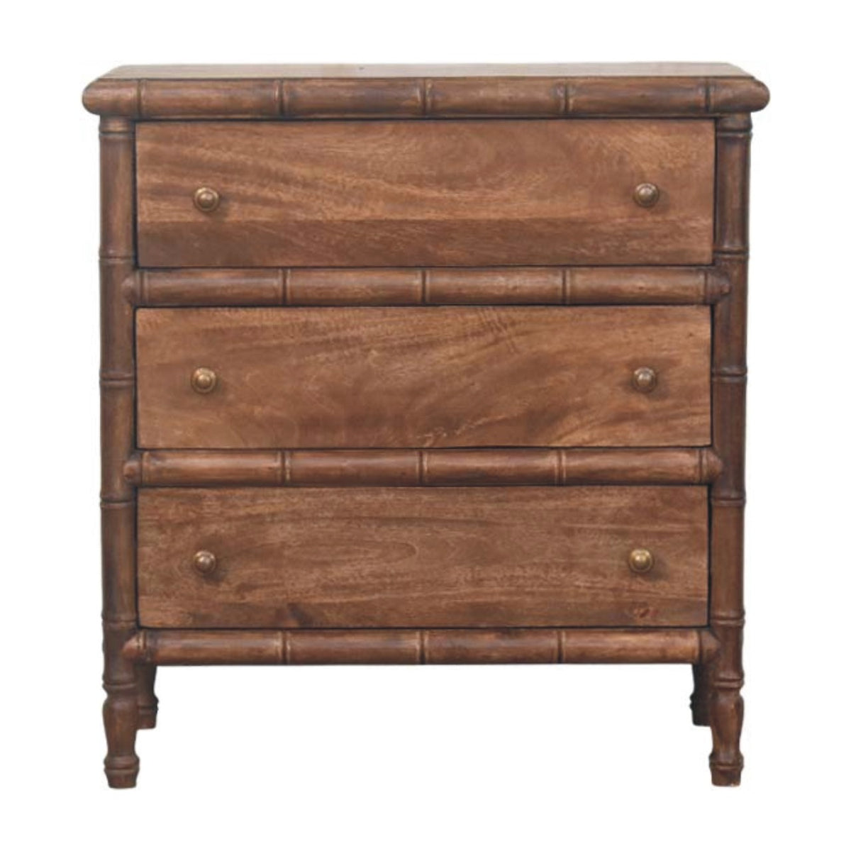 Commode en manguier massif amande grillée, encadrement sculpté façon bambou, trois tiroirs à boutons laiton