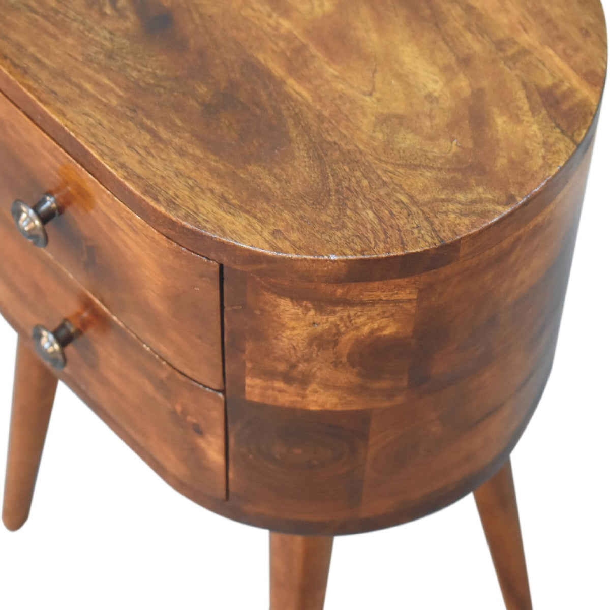 Table de chevet mini arrondie 2 tiroirs en manguier massif – Châtaigne – vue 7