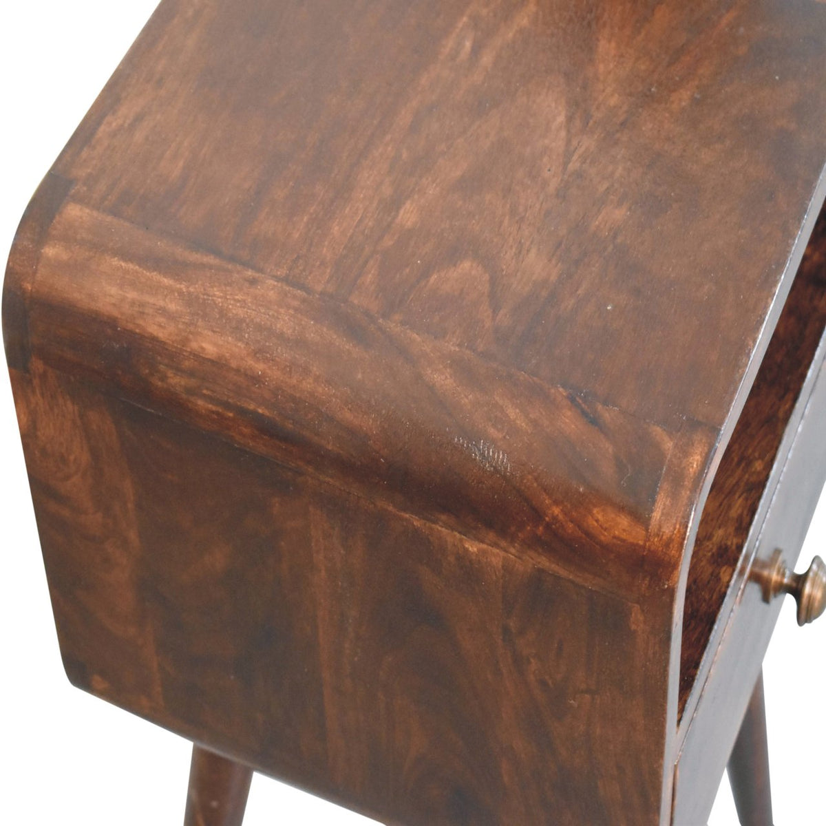 Table de chevet mini arrondie à niche en manguier massif – Noisette – vue 6